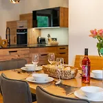 아파트 Almapartment Pichl 8-1 *